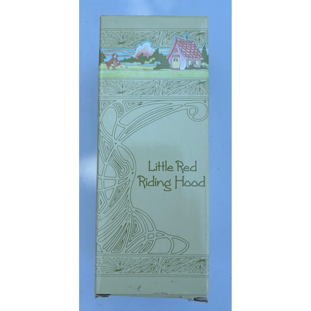 Vintage‎ Avon Fairy Tale Doll Collection Little Red Riding Hood 1983 NIB Retro